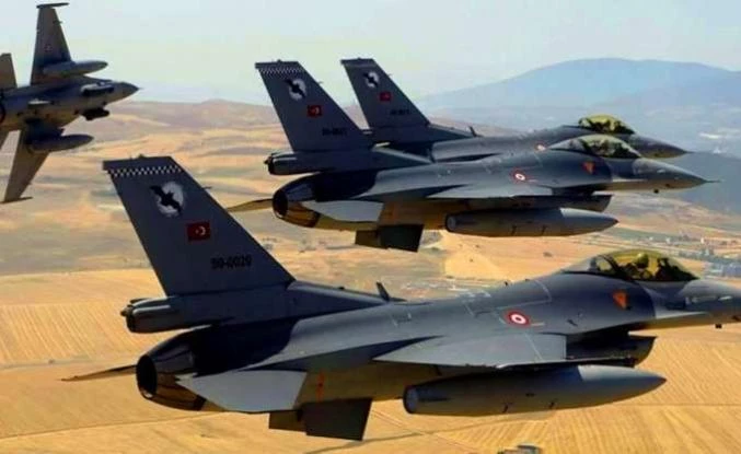 Τύμπανα πολέμου: Τουρκικά μαχητικά αεροσκάφη σφυροκοπούν Κούρδους και στο Β. Ιράκ